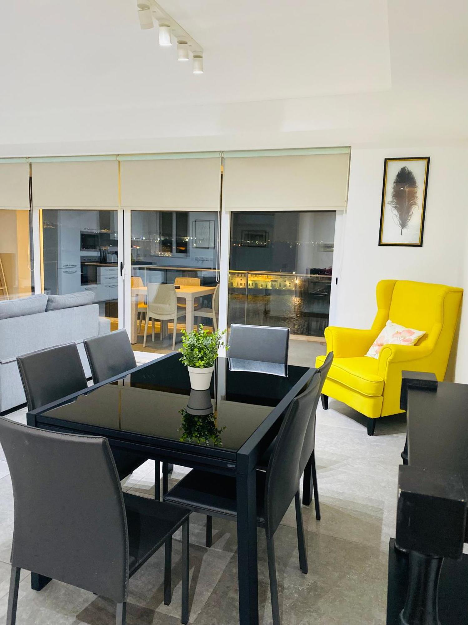 Sliema Seaview & Seafront- Apt 9, 49 Tigne Point Mansions 外观 照片
